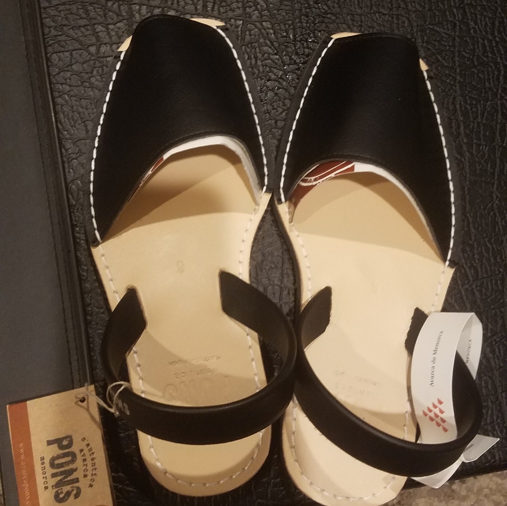 Pons Avarca vegan leather sandals
